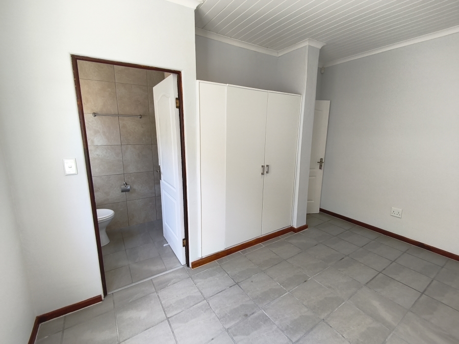 3 Bedroom Property for Sale in Perlemoenbaai Western Cape